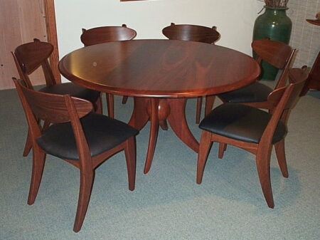 Sphere Table With Dance Chairs