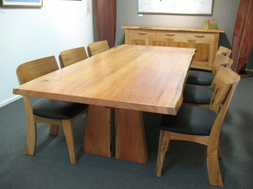 Table Dining Nara Marri With Muchison Chairs