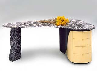 The Orbicular Desk