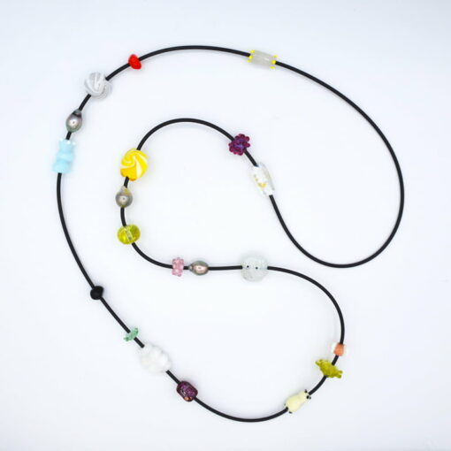 Ehe158 Evelyn Henschke Glass Bead Necklace