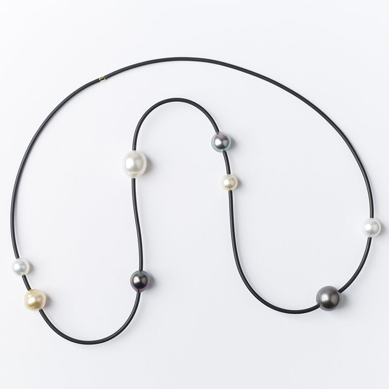 Evelyn Henschke 8 Pearl Long Necklace EHE100 evelyn henschke pearl long necklace ehe