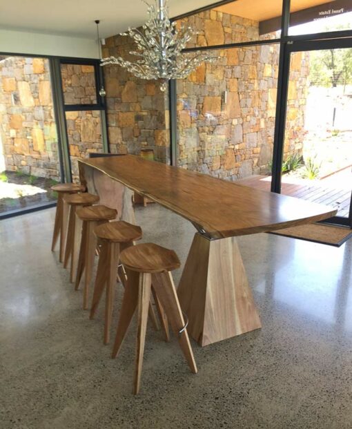 Passel Estate Wine Bar And Stools