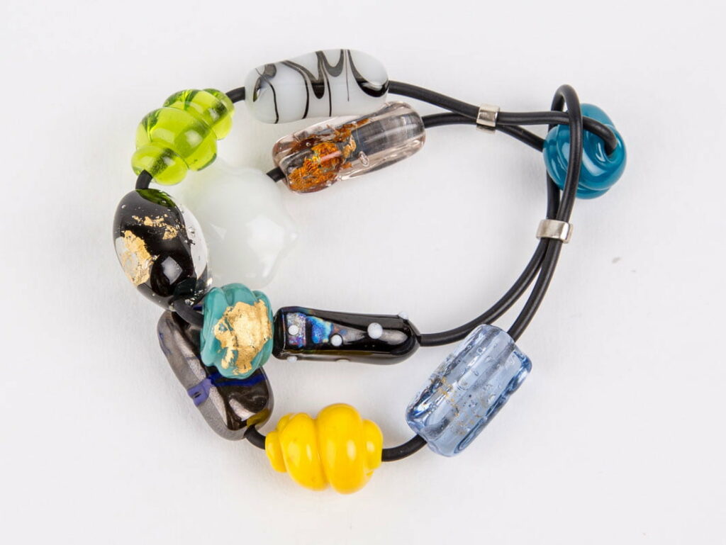Evelyn Henschke 2 Strand Glass Bead Bracelet