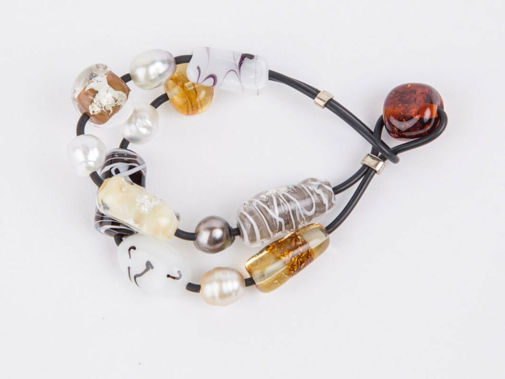 Evelyn Henschke 2 Strand Glass Bead Bracelet 495
