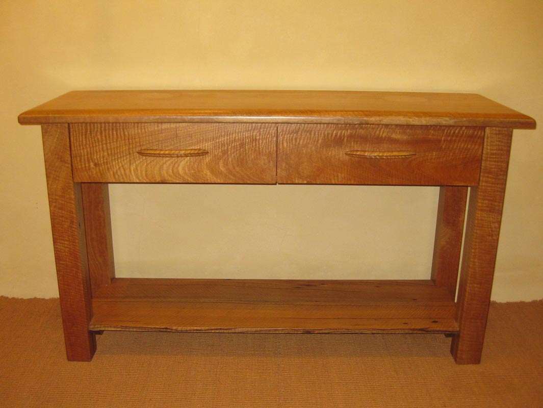 Resale Groucho sidetable 1 Resale Groucho Sidetable