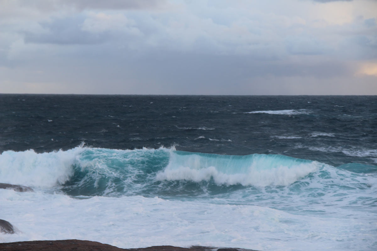 Merchant-Rocks-Conto-Beack Joe Webster - Between The Squalls, Merchant Rocks