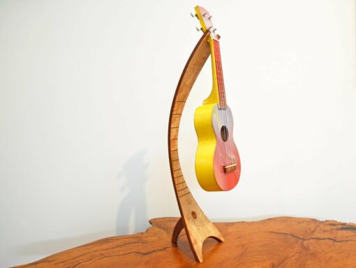 Get Uked Artistic Ukulele Stand Marri Front