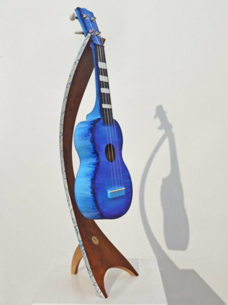 Get Uked Artistic Ukulele Stand Front