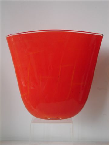 Red-vase.jpg Grant Donaldson - Red Vase