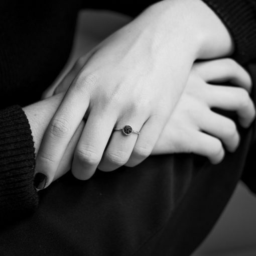 Dawid Brzezinski -  Petite Pastille Ring - Image 2