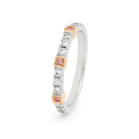 Desert Rose - Charming Pink Diamond Wedder