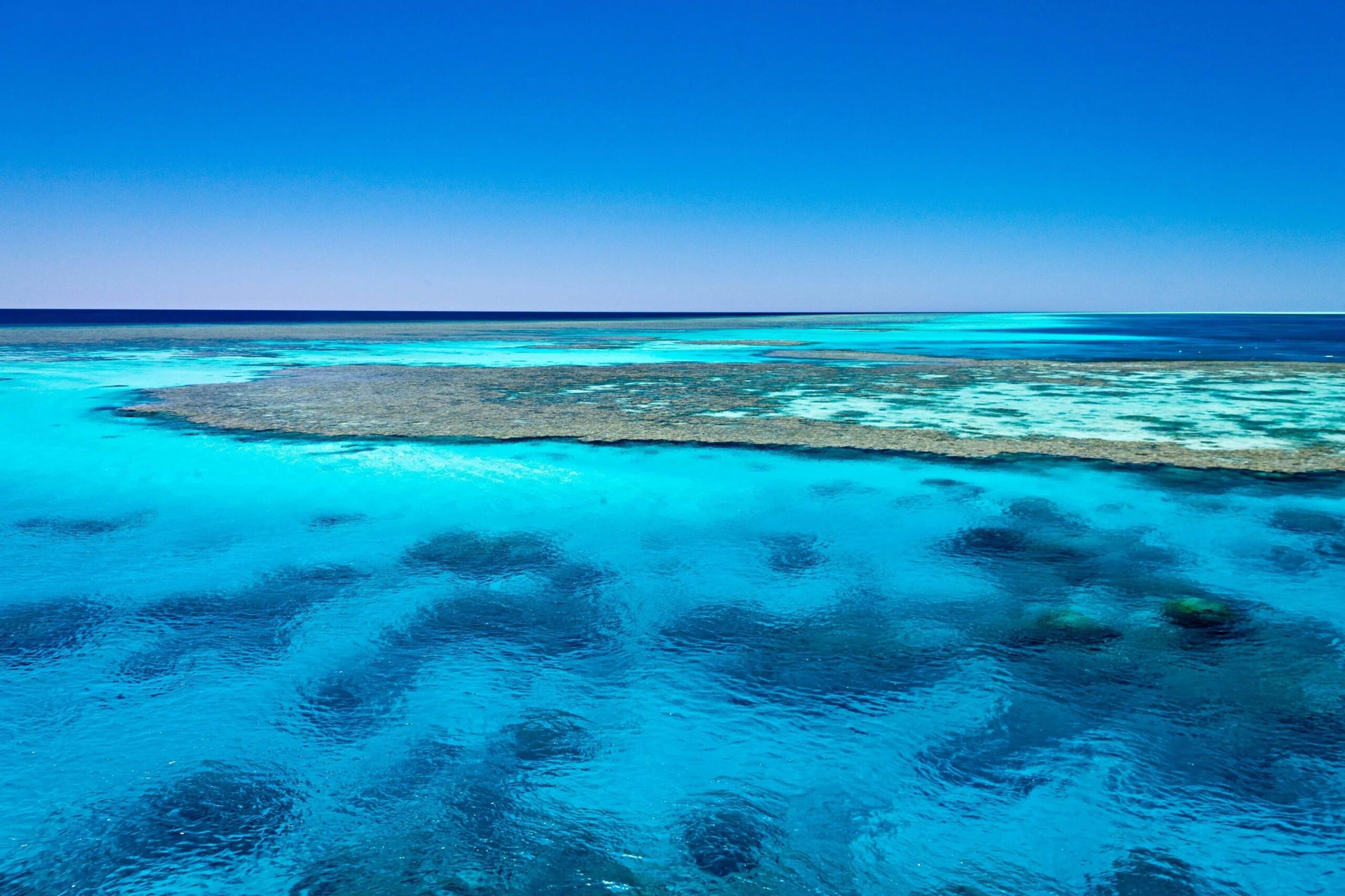 Rowley Shoals Channel Colours