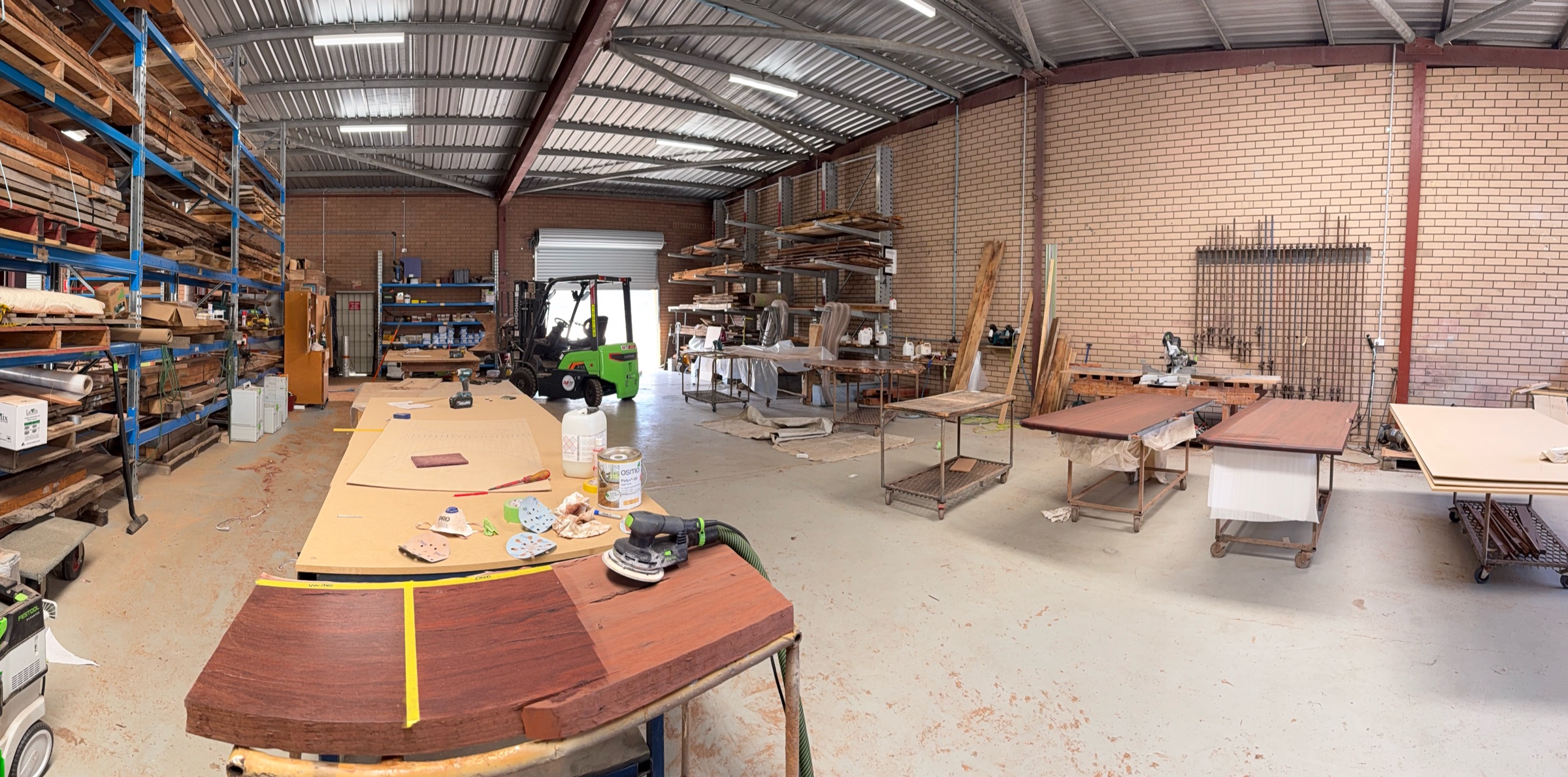 Table in progress in the JahRoc workshop