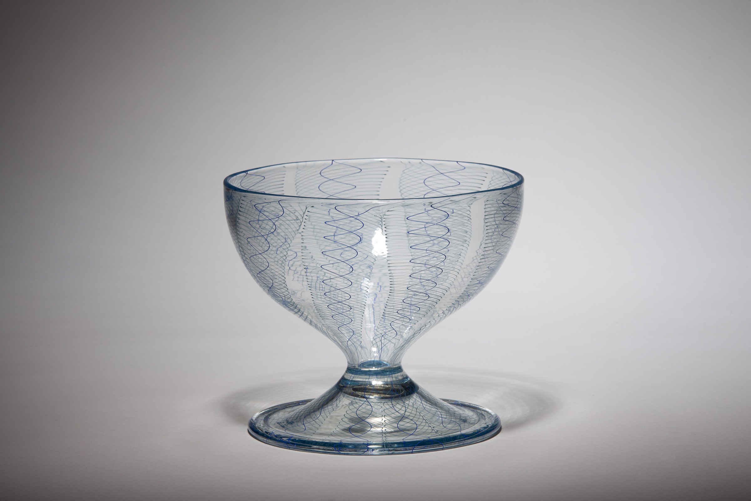 Calum Donaldson – Blue Filigrana Bowl glass